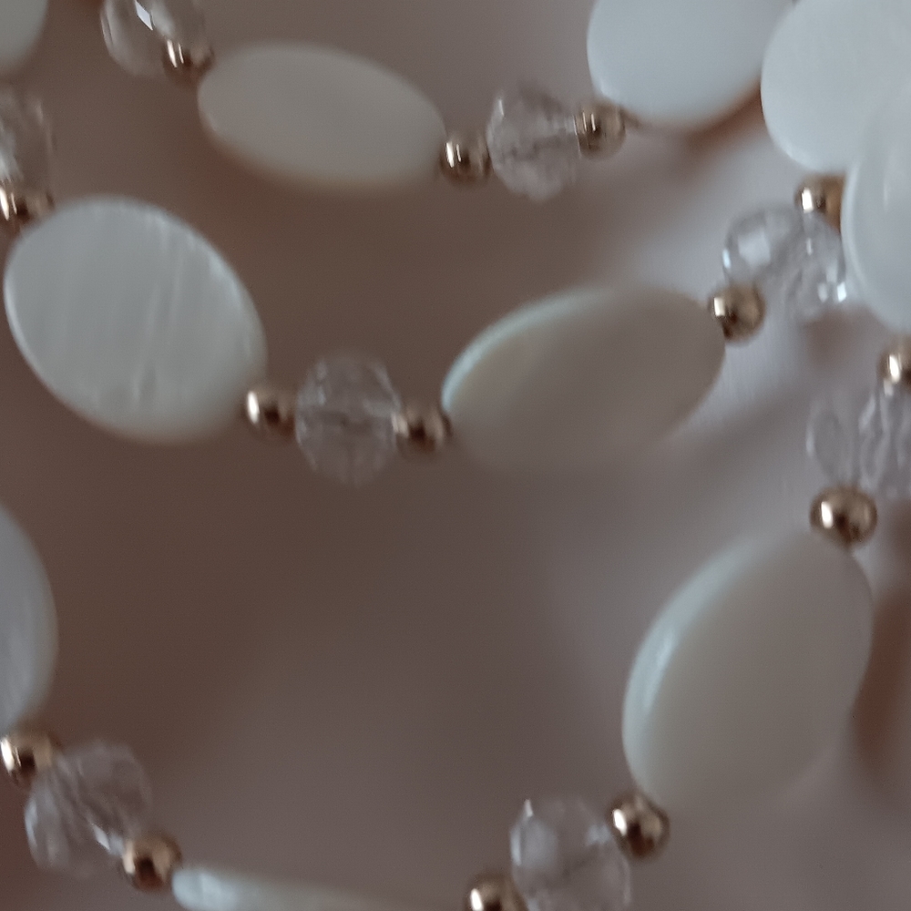 Multi Ring Shell Necklace - Picture 8 of 10
